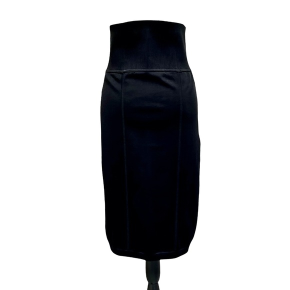 TWELFTH STREET BY CYNTHIA VINCENT BLACK PULL ON PENCIL SKIRT - Picture 3 of 15